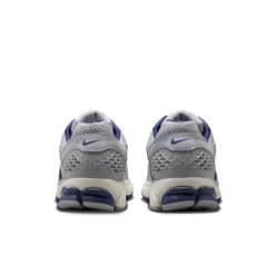 Nike Zoom Vomero 5 28 Nike Zoom Vomero 5 -Stussy Store AURORA FB9149 003 PHCBH000 2000