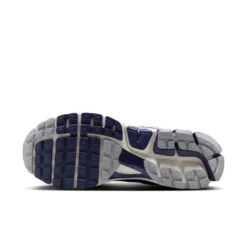 Nike Zoom Vomero 5 23 Nike Zoom Vomero 5 -Stussy Store AURORA FB9149 003 PHSUH000 2000