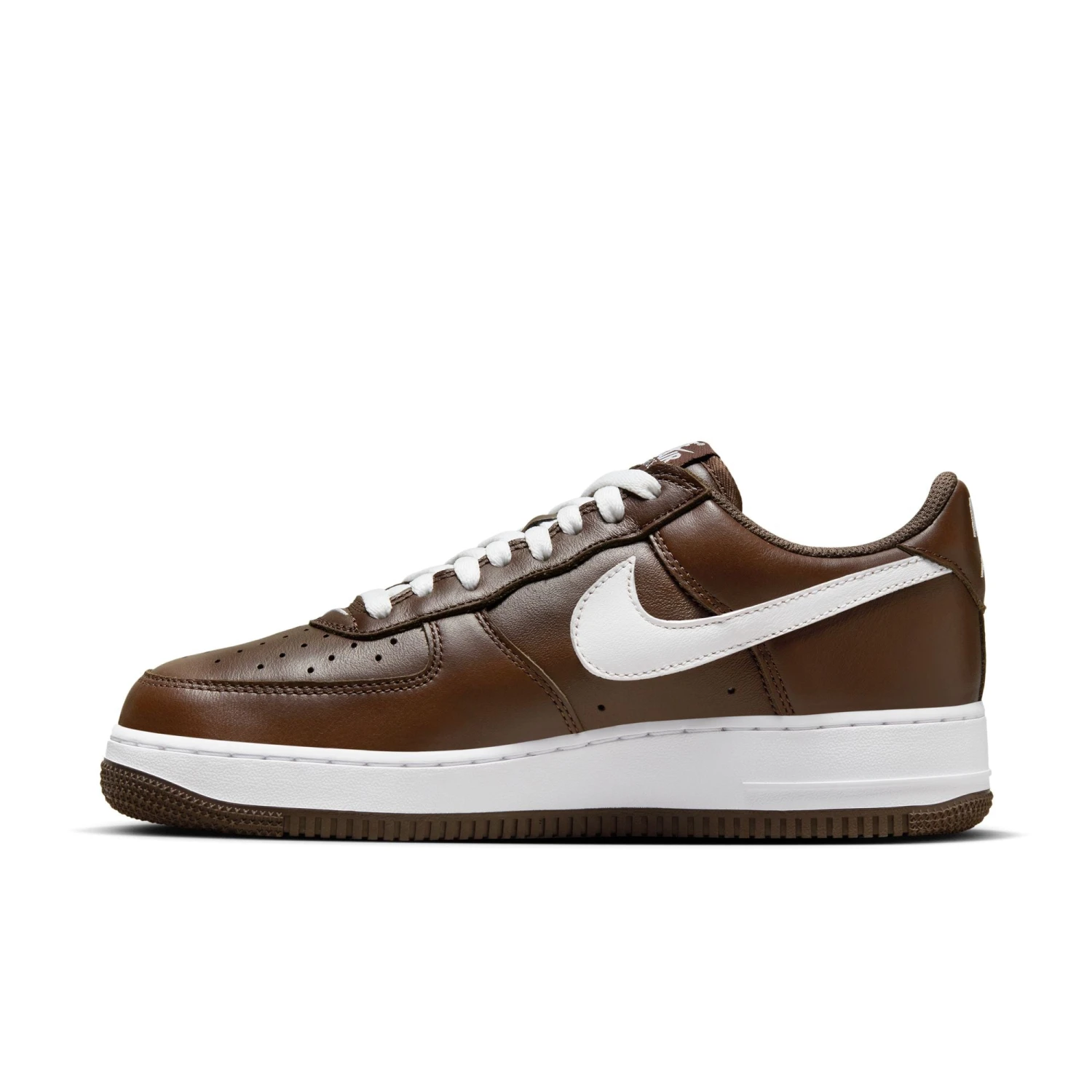 Nike Air Force 1 Low Retro 'Chocolate' 5 Nike Air Force 1 Low Retro 'Chocolate' - Image 3