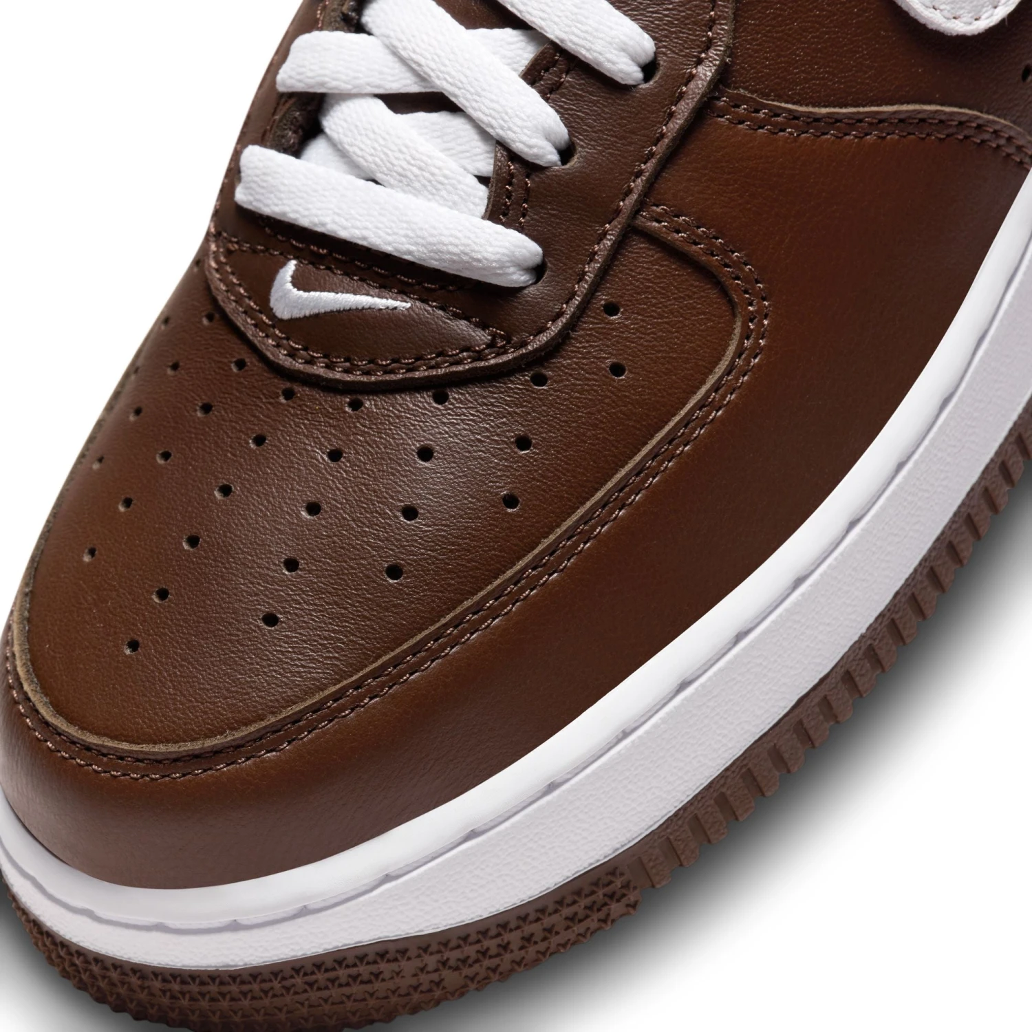 Nike Air Force 1 Low Retro 'Chocolate' 12 Nike Air Force 1 Low Retro 'Chocolate' - Image 10