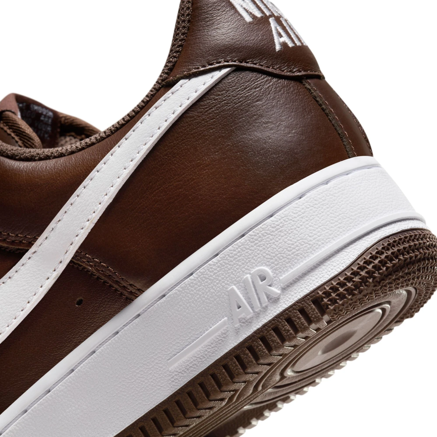 Nike Air Force 1 Low Retro 'Chocolate' 13 Nike Air Force 1 Low Retro 'Chocolate' - Image 11