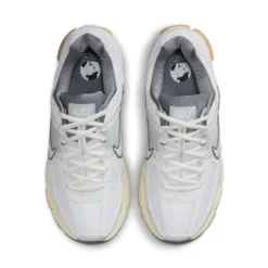 Nike Women's Zoom Vomero 5 'Summit White Pure Platinum' -Stussy Store AURORA FJ2028 101 PHCTH001 2000