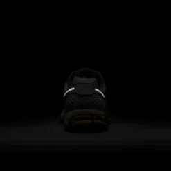 Nike Women's Zoom Vomero 5 'Summit White Pure Platinum' -Stussy Store AURORA FJ2028 101 PHSBH200 2000