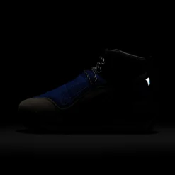 Nike Magmascape X Sacai 'Varsity Royal' -Stussy Store AURORA FN0563 400 PHSLH201 2000