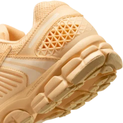Nike Zoom Vomero 5 'Celestial Gold 26 Nike Zoom Vomero 5 'Celestial Gold -Stussy Store AURORA HF5493 200 PHSYD002 2000