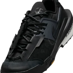 Nike Zegamadome X Sacai 'Black' -Stussy Store AURORA HQ8618 001 PHSYD001 2000