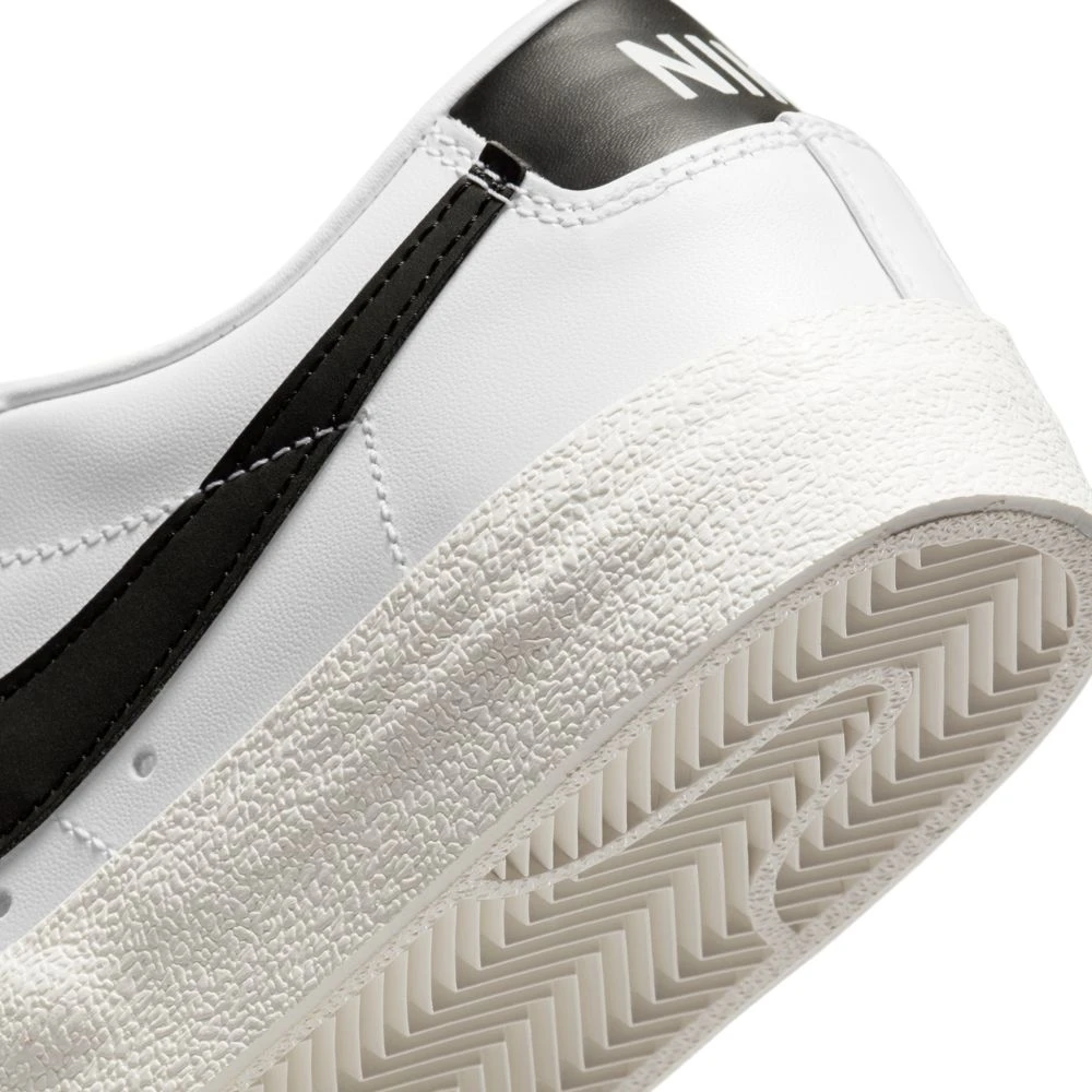 Nike Women's Blazer Low '77 9 Nike Women's Blazer Low '77 - Image 7