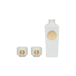 Sake Bottle & Cup -Stussy Store WACKOMARIA Lifestyle Sets SakeBottle 26CupWhite 23FW WMA GG01WHITE 20231019140300 01 1800x 0aa3eacd e52f 4a31 9abd 9510e7814514