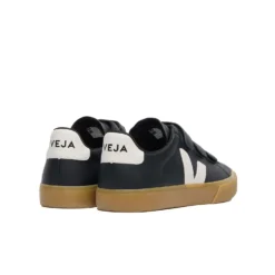 Veja Recife Leather -Stussy Store veja sneakers recife logo leather black RC0503698 3
